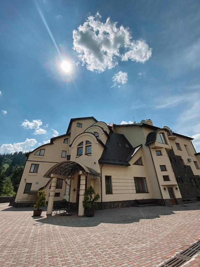 Gerdan Hotel Jaremtsche Exterior foto
