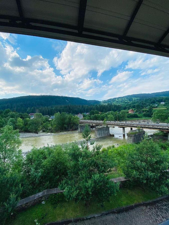 Gerdan Hotel Jaremtsche Exterior foto
