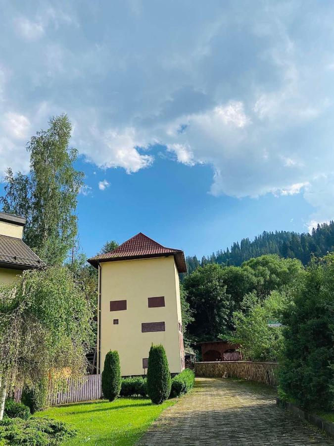 Gerdan Hotel Jaremtsche Exterior foto